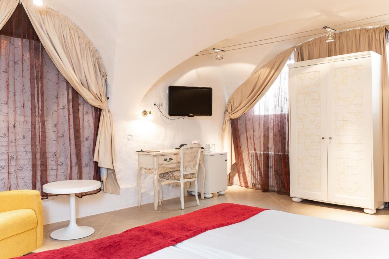 Meriton Old Town Garden Hotel Tallinn Bagian luar foto