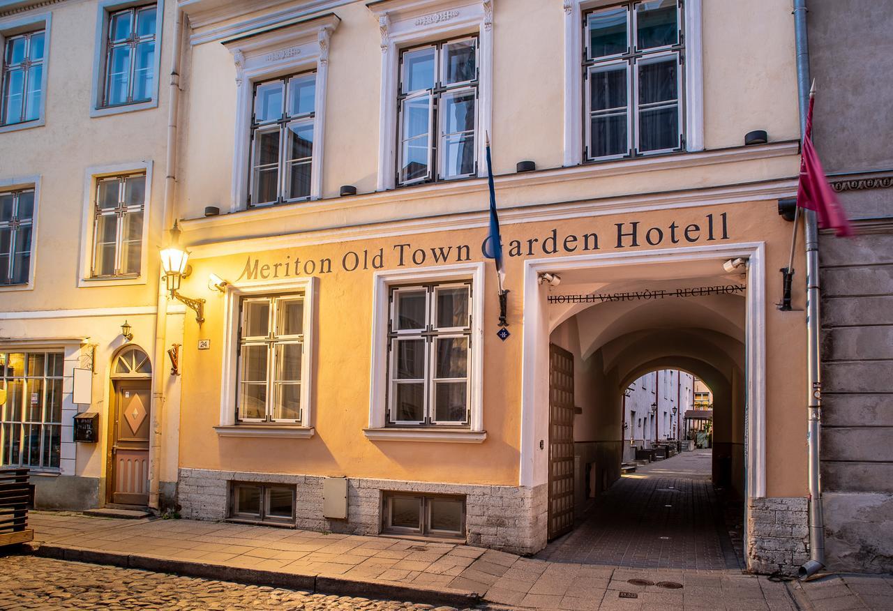 Meriton Old Town Garden Hotel Tallinn Bagian luar foto