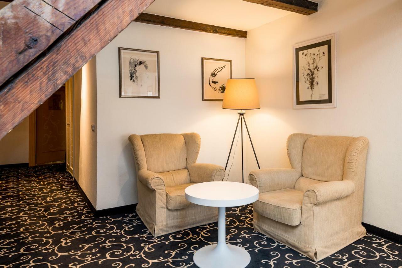 Meriton Old Town Garden Hotel Tallinn Bagian luar foto